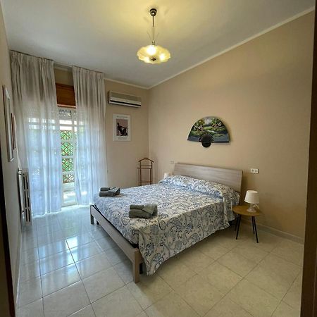 Casa Elena Apartment Cagliari Bagian luar foto